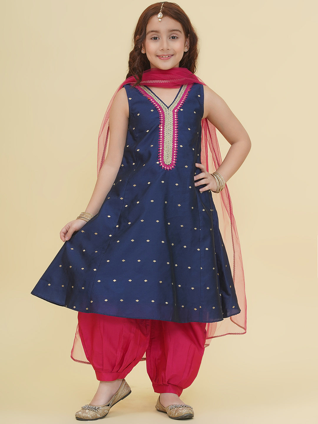 Bitiya by Bhama Girls Blue Self Design Kurta with Afgani Salwar with Dupatta.