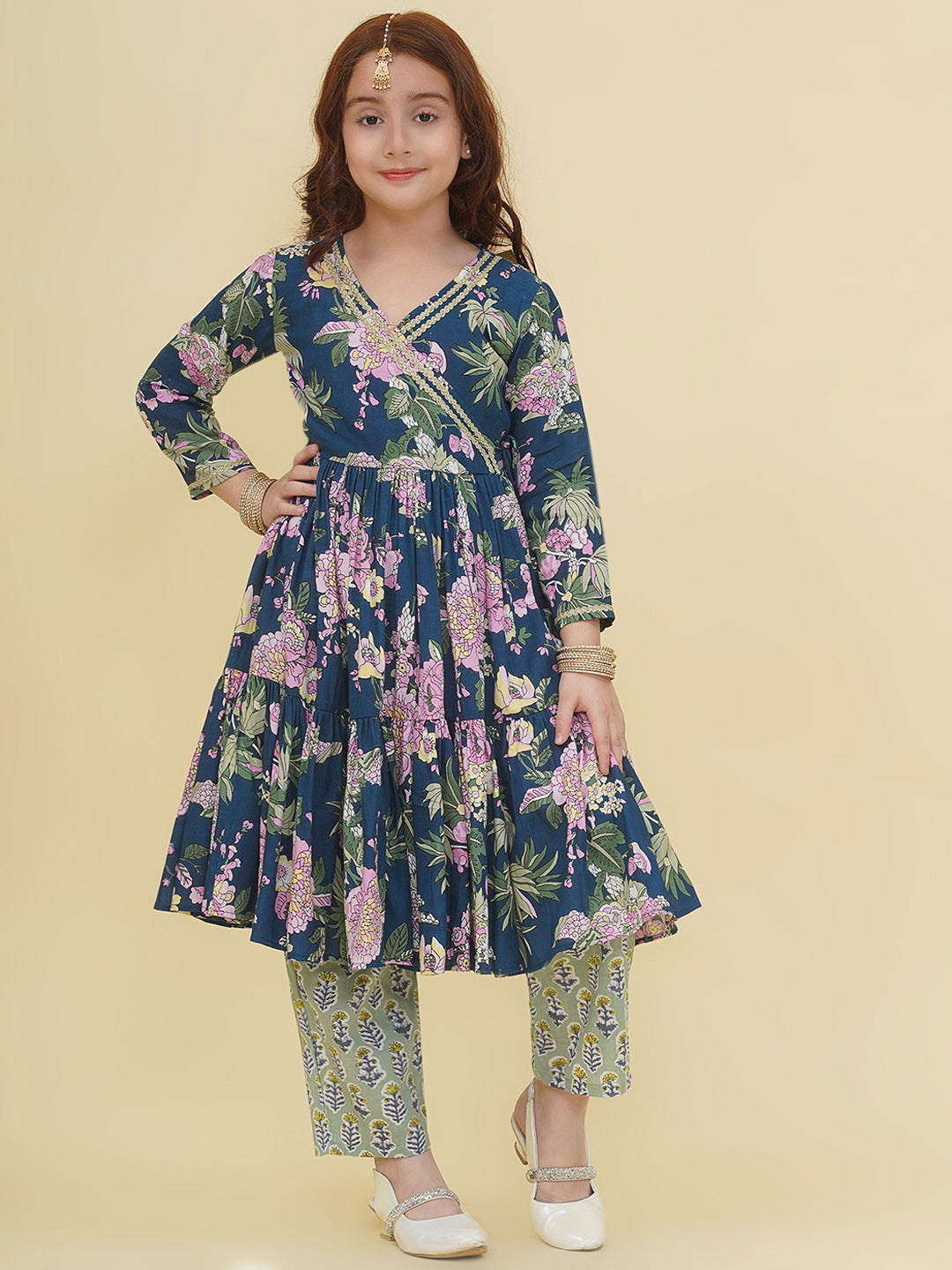 Bitiya by Bhama Girls Blue Floral Printed Angrakha Kurta with Pant.