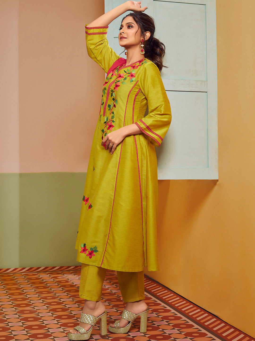 Bhama Couture Jennifer Winget Yellow Embroiderd Anarkali Flared Kurta with Palazzos Dupatta.