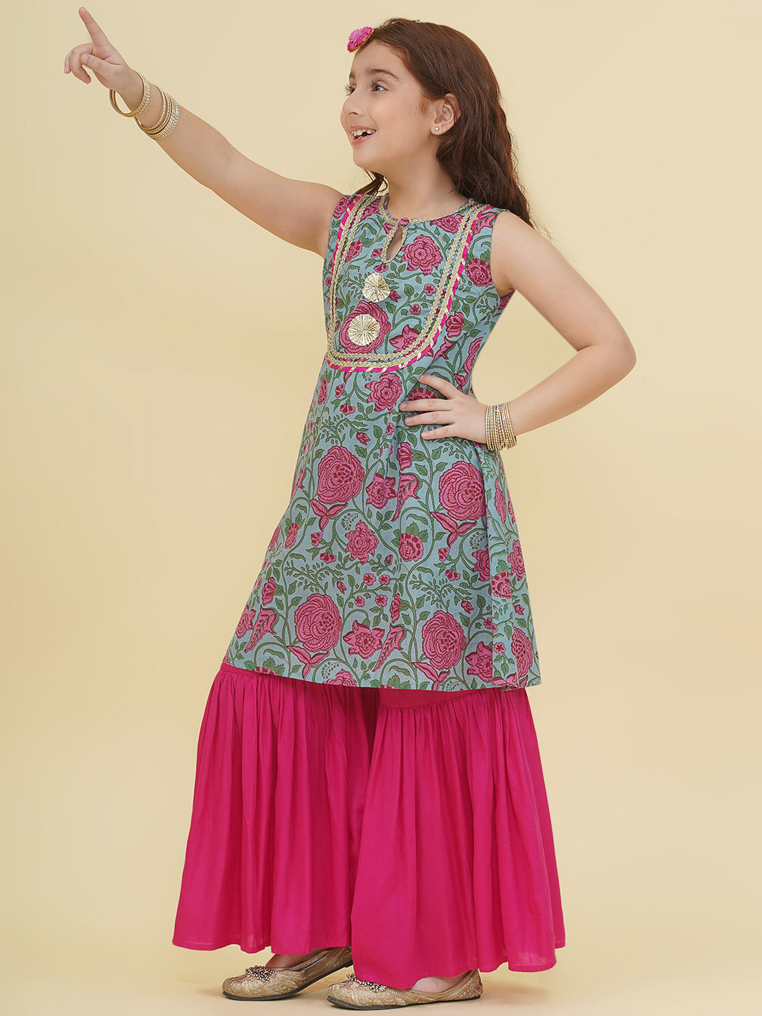 Bitiya by Bhama Girls Blue Floral Printed Kurta with Sharara