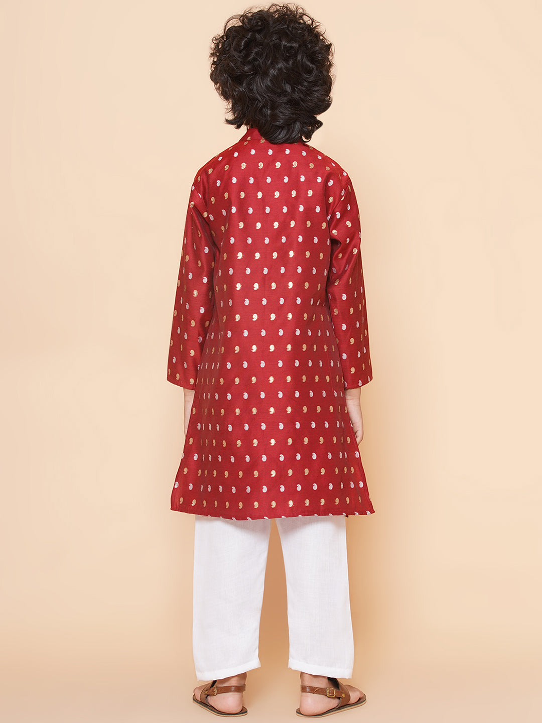 Bittu By Bhama Boys Maroon Self Design Booti Kurta with Pyjamas