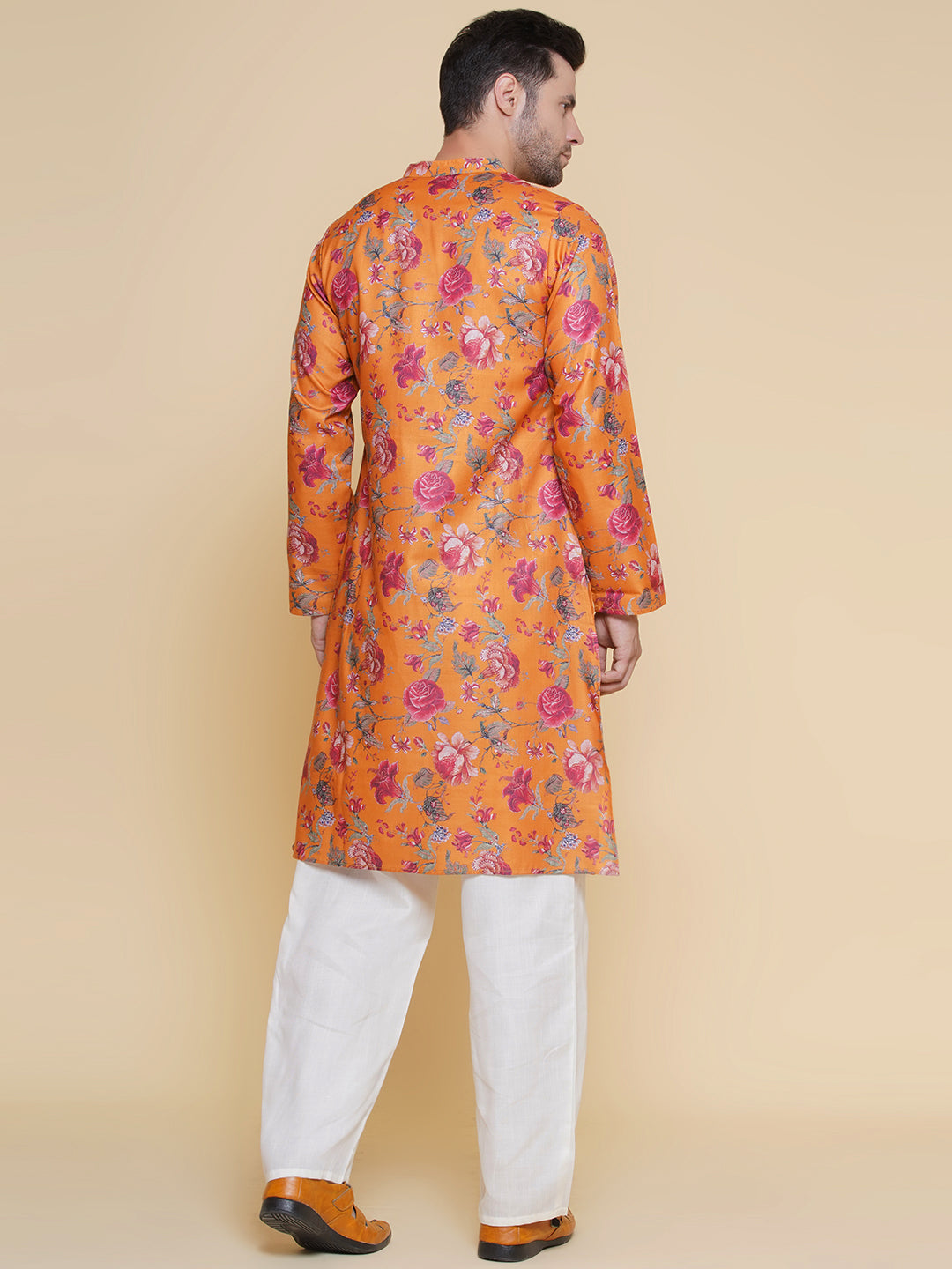 Baawara By Bhama Men Mustard Floral Printed Festive Kurta Pyjamas