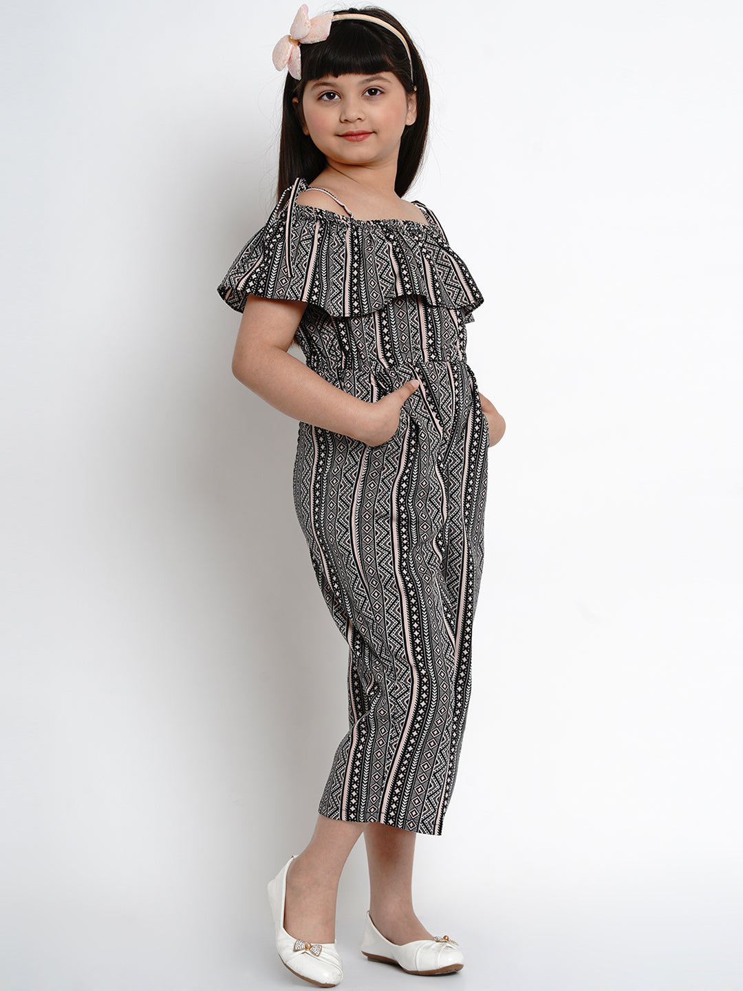 Bitiya By Bhama Girls Black & Off White Printed Off-Shoulder Jumpsuit