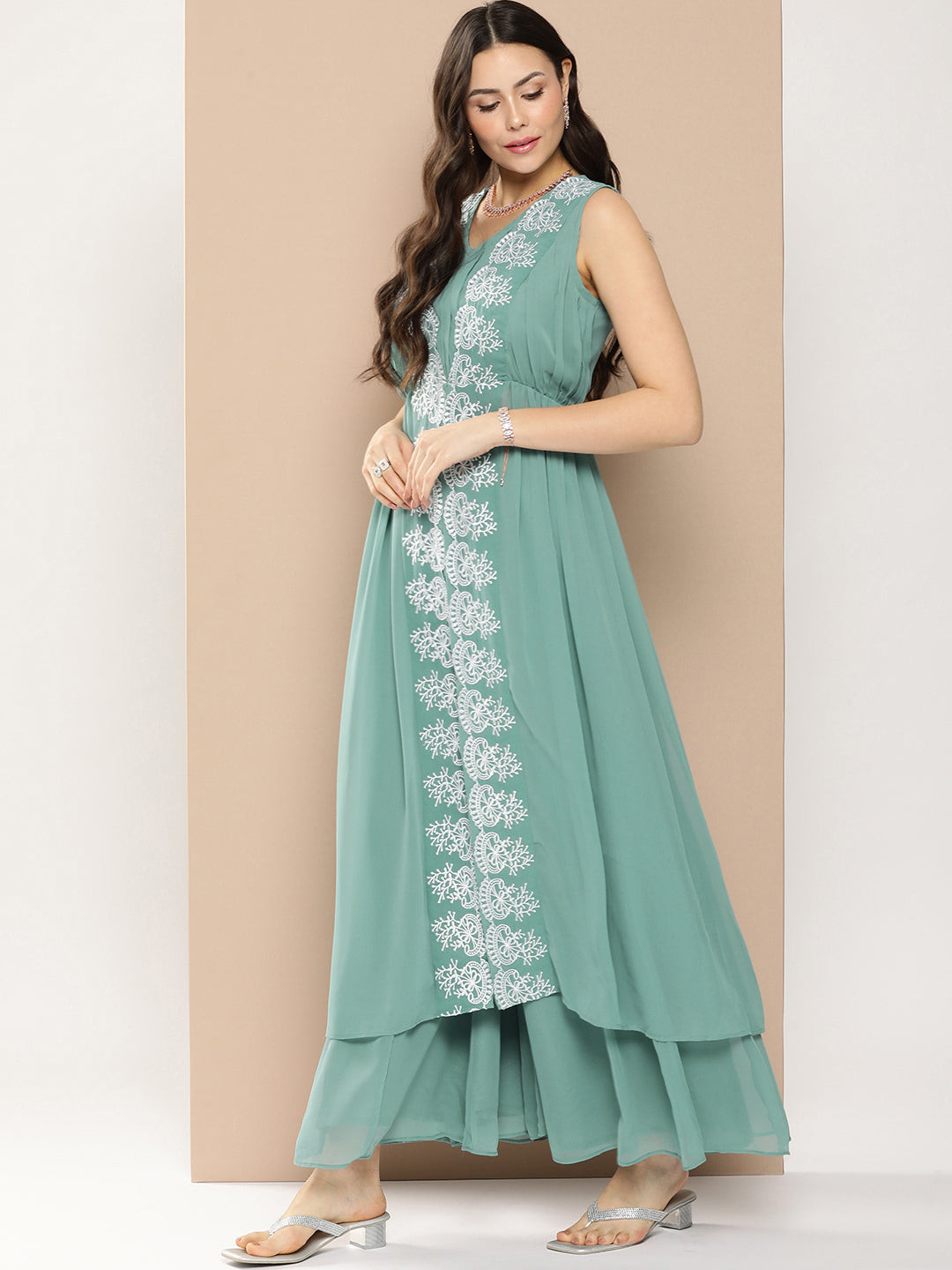 Green Embroidered Mid Open Kurta With Palazzos.