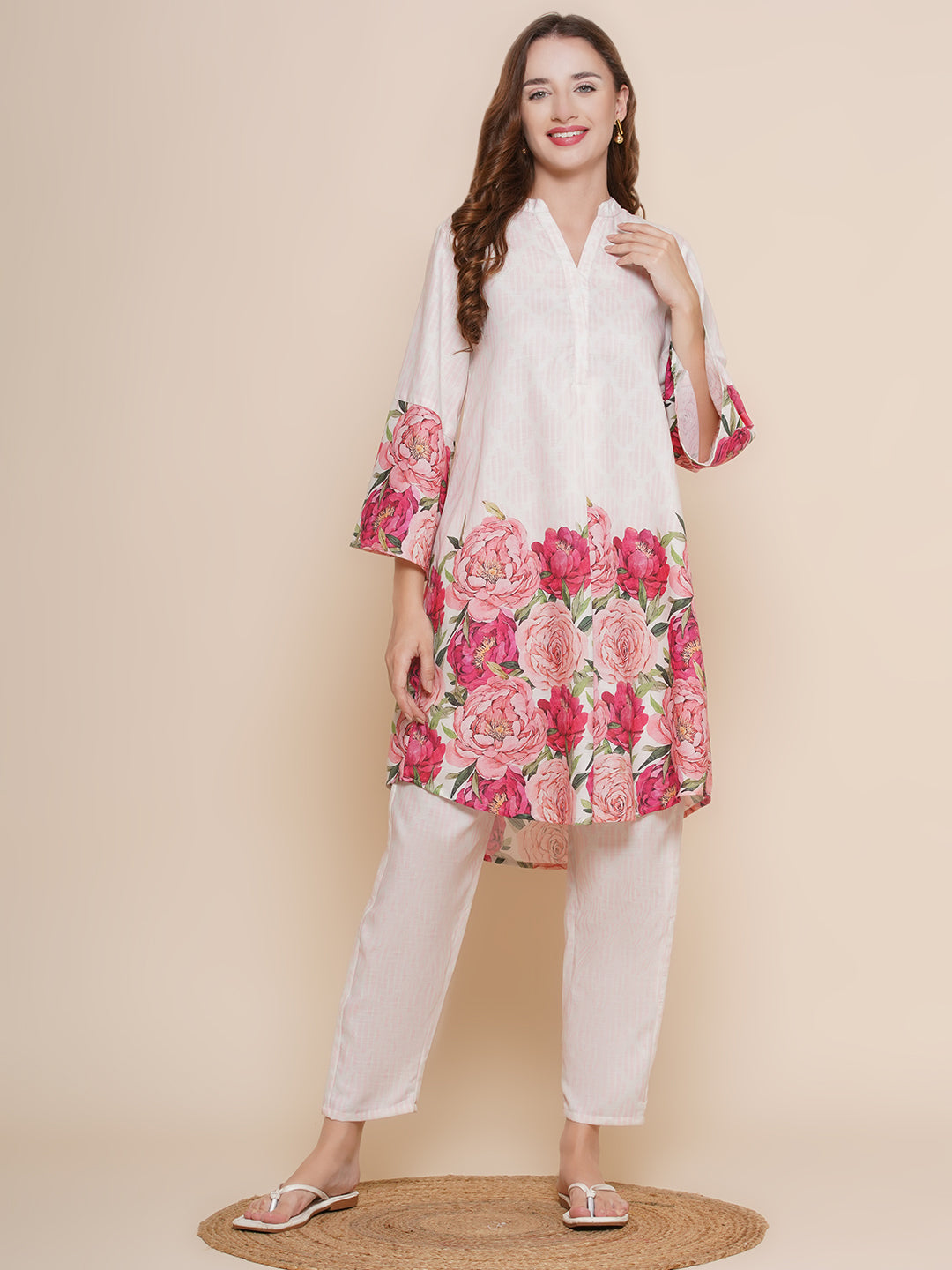 Women Cream Rose Printed Kurta With Palazzos