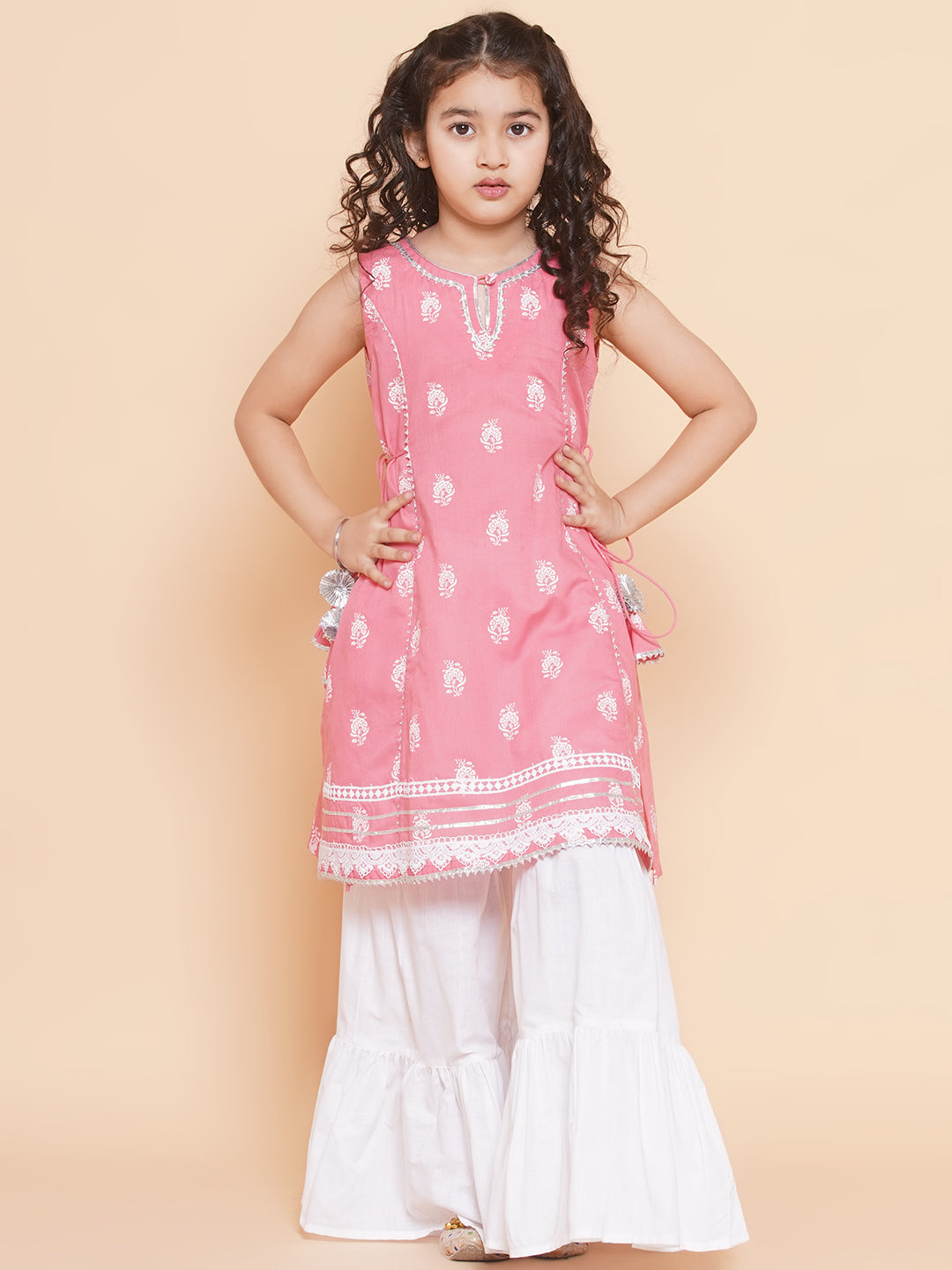 Bitiya By Bhama Girls Peach Floral Printed Panelled Pure Cotton Kurta With Sharara