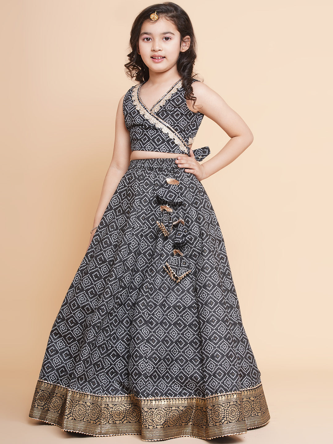 Pretty Clients ~ . . . . #aamrabylavanya #happyclients #signaturestyle  #Loveforcolors #Bandhani #bandhin… | Kids designer dresses, Dresses kids  girl, Girl outfits