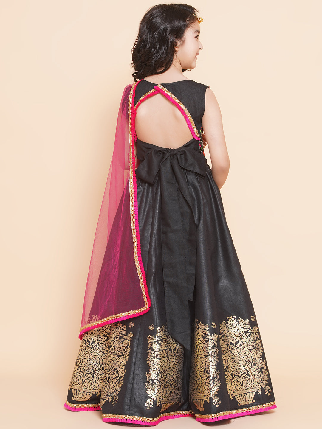 Bitiya By Bhama Girls Black Embroidered Choli, With Printed Lehenga Has A Dupatta